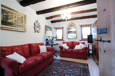 Schönes Ferienhaus in Chies d'Alpago mit...