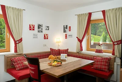Romantisch appartement nabij Navis Town