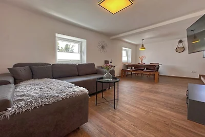 Freistehendes Haus mit Ofen, Terrasse und...