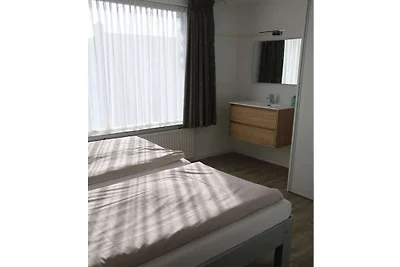Appartement in Domburg met zwembad