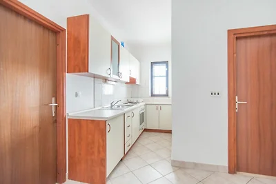 Apartments Neva- Two Bedroom Apartment with B...