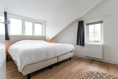 Schönes, modern möbliertes Ferienhaus