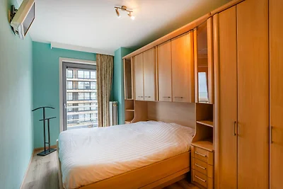 Moderne, luxuriöse Eckwohnung direkt am Meer
