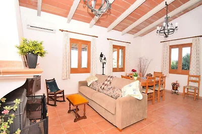 Huis in Muro met jacuzzi en uitzicht