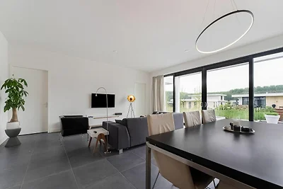 Luxuriöse Villa in der Nähe des Harderbos