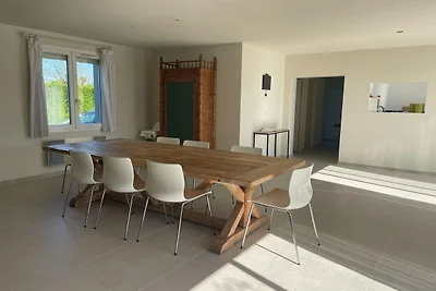 Moderne villa met zwembad in Brives