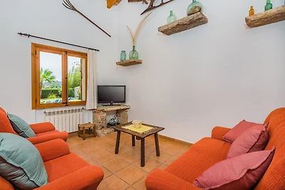 Rustikales mallorcanisches Landhaus mit Pool