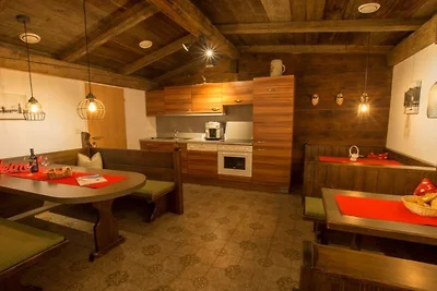 Vakantieappartement in Fügen met zwembad