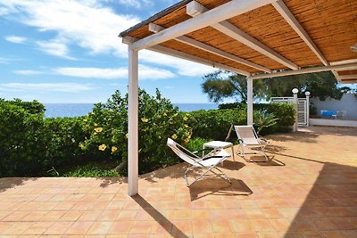 Ferienhaus mit Meerblick in Fontane Bianche-e...