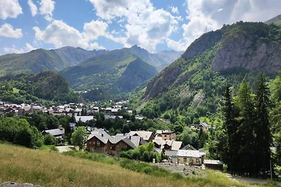 6 Zimmer, 12 Schlafplätze, Westausrichtung