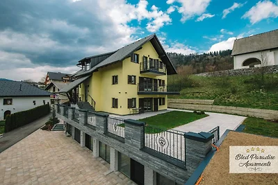 Bled Prestigious and Stylish Apartments - Cla...