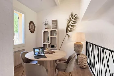 Villa in Cabris met Uitzicht & Jacuzzi