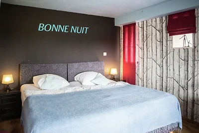 Casa nelle Ardenne con jacuzzi per otto...