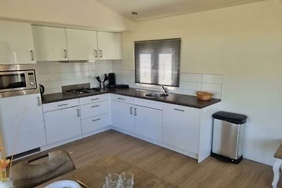 Vakantiehuis in Halfweg met terras