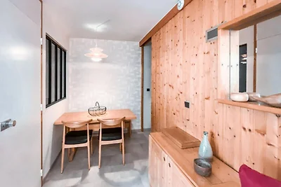 Einladende Wohnung mit überdachtem Parkplatz