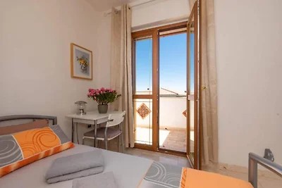 Casa su Rimediu in Orosei mit Balkon/Terrasse