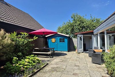 Ferienhaus in Noordwijkerhout mit Garten