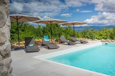 Vila na Kamenu Komfortable Ferienresidenz