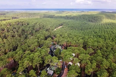 Studio mit überdachtem Balkon