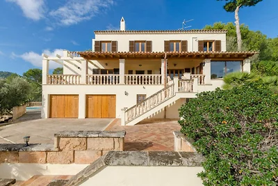 Villa in ruhiger Lage