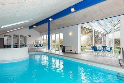 12 Personen Ferienhaus in Henne