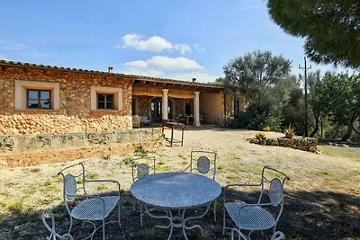 Schönes Ferienhaus mit Pool