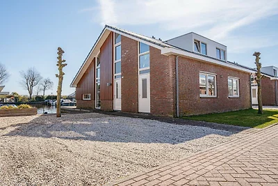 Hausboot im Waterpark mit eigenem Steg