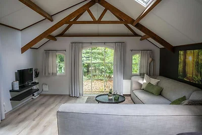 Angenehmes Ferienhaus in Ermelo mit Garten