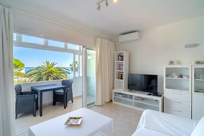 Monolocale a Nerja con Vista Mare e Piscina