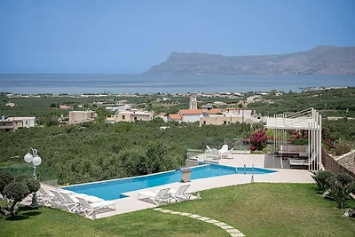 Luxusvilla mit Meerblick in Chania