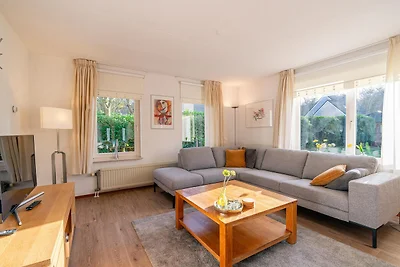 Charmante Villa in der Nähe von Meer und Wald