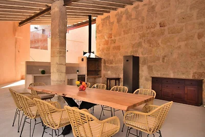 Haus in Llubá mit entspannendem Außenbereich