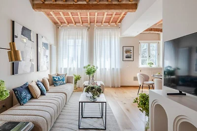 Lucca Apartment in Heart of Tuscany