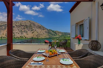 Incredibile cottage a Kavallos vicino al lago