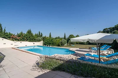 Geräumiges Ferienhaus mit Garten