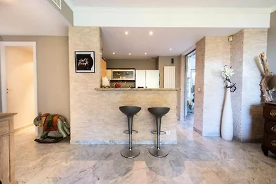 Appartement in Palm Beach met uitzicht op zee