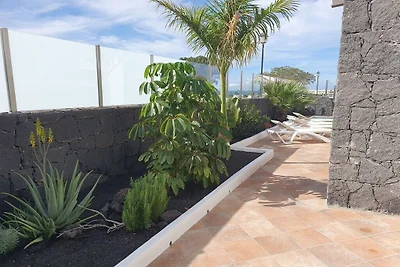 Villa a Playa Blanca con piscina
