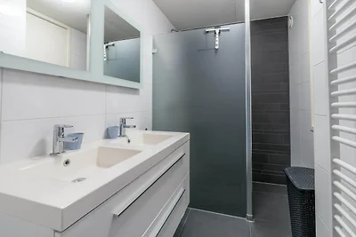 4-Personen-Apartment mit Insel-Meerblick