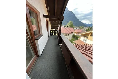 Ferienwohnung in Mittenwald mit Balkon