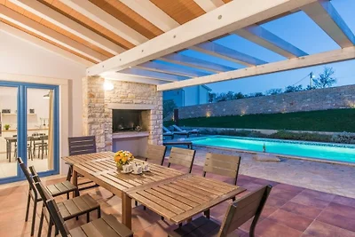 Villa in Barban mit Schwimmbecken