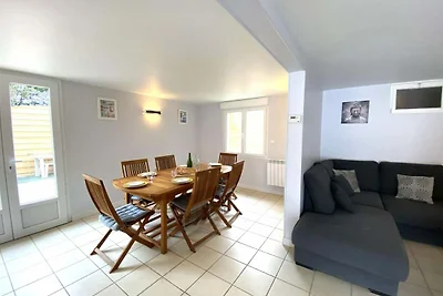 Komfortables Ferienhaus, nur 200 m zum Sandst...