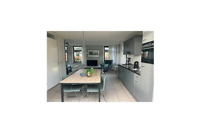 Restyled Koningshoeve 6 personen