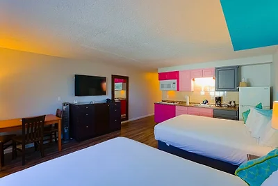 Premium 2 Queensize -bett Mit Küchenzeile