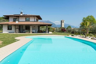 Villa mit 4 Schlafzimmer