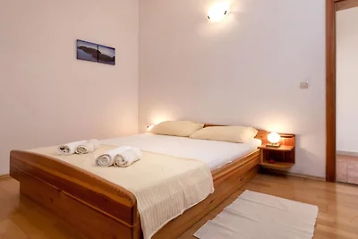 Dolac Green Side Apartments - Two Bedroom Apa...
