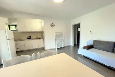One bedroom apartment with sea view (1)