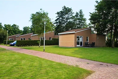 Bungalow mit Geschirrspüler, Leeuwarden (21...