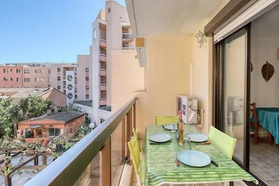 Wohnung in Le Lavandou am Strand