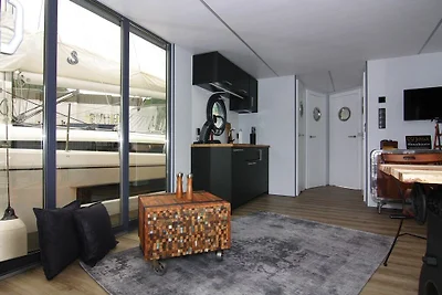 Casa galleggiante Leni, Flensburgo
