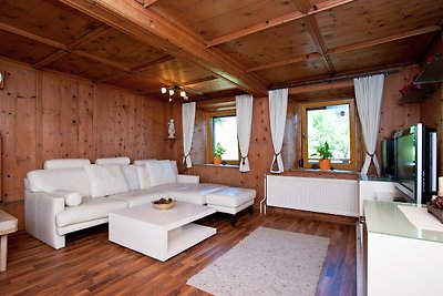 Beautiful apartment in Ötz with garden